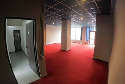 Spatiu Comercial de Inchiriat 70 mp, Fatada din Sticla, Zona Centrala! - 5