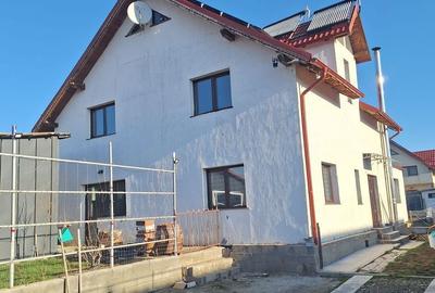 Casă cu 5 camere cu Teren 717 Mp în Central - 20
