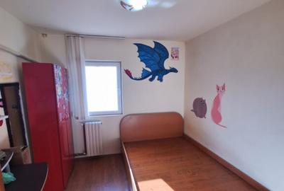 VAND SAU SCHIMB * APARTAMENT 3 CAMERE * INEL 2 * ETAJ 2 * - 7