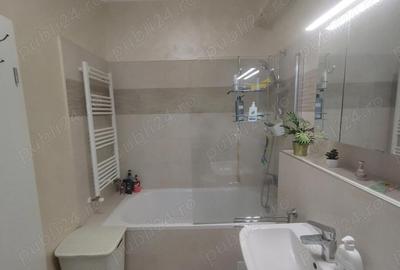 Apartament cu 2 camere decomandat în Tractorul - 3