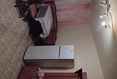 Apartament cu 3 camere semidecomandat în Central - 3