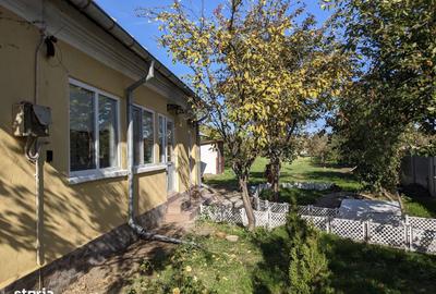 Casă cu 3 camere decomandat în Fărcașele - 1