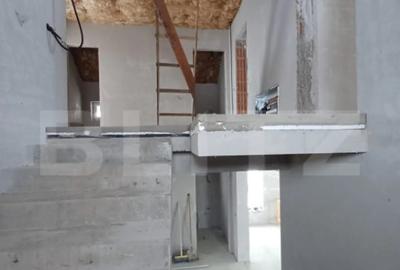 Casă cu 4 camere cu Teren 692 Mp în Central - 4