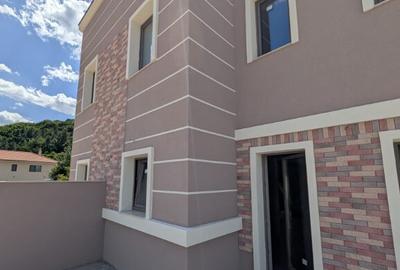 Casă cu 5 camere cu Teren 200 Mp în Florești - 13