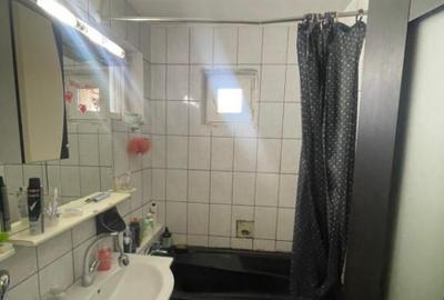 Apartament 3 camere, 60 mp utili, zona Central - 2