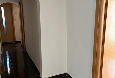 Apartament cu 3 camere decomandat în Central - 3