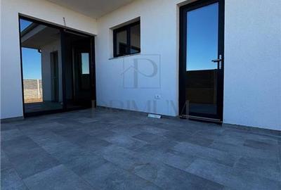 Duplex cu 3 camere cu Canalizare în Moșnița Nouă - 2