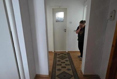 Apartament cu 3 camere decomandat în Central - 3