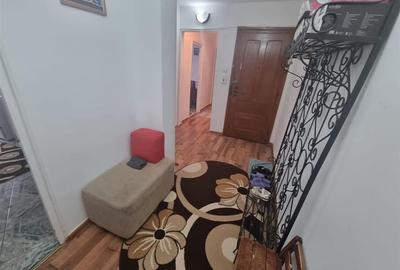 Apartament cu trei camere Apartament cu trei camere - 16