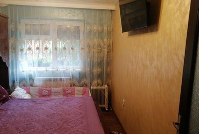 Apartament cu 3 camere semidecomandat în Central - 2