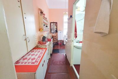 Apartament cu 3 camere semidecomandat, mobilat în Central - 7