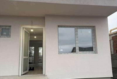 Casă cu 5 camere cu Teren 356 Mp în Remetea Mare - 11