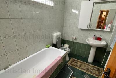 Casă cu 12 camere cu Teren 405 Mp în Central - 5