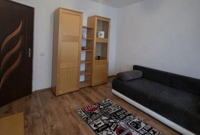 Apartament cu 2 camere decomandat în Central - 1