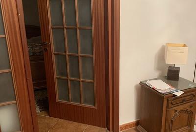 Apartament cu 3 camere în Central - 1