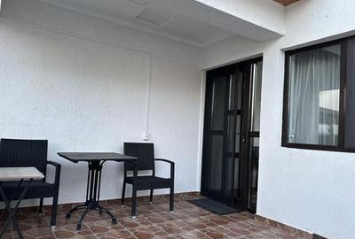 Casă cu 4 camere în Central - 2