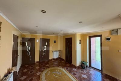 Vila de vanzare, cu 9 camere, 360 mp, zona Orastie Vila de vanzare, cu 9 camere, 360 mp, zona Orastie - 11