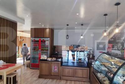 Spațiu comercial, de 200 mp, în Central - 9