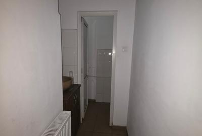 Rahova, Sos Alexandriei intersectie Sos Antiaeriana, stradal, vitrina 12 ml, - 10