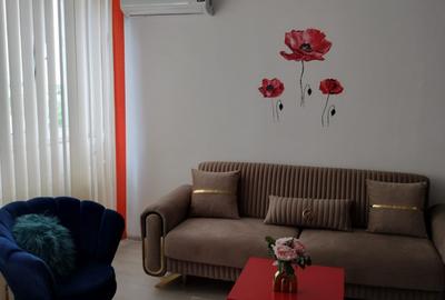 Apartament cu 2 camere semidecomandat, mobilat în Domenii