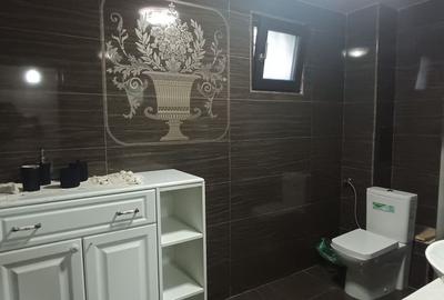 Casă cu 10 camere cu Teren 1274 Mp în Calea București - 4