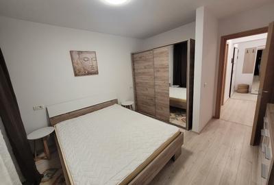 Apartament cu 2 camere decomandat în Tractorul - 2