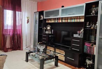 Apartament cu 3 camere decomandat în Democrației - 14