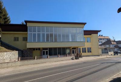 Apartament cu 2 camere decomandat în Central - 4