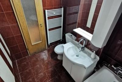 Apartament cu 5 camere decomandat în Spitalul Județean - 38