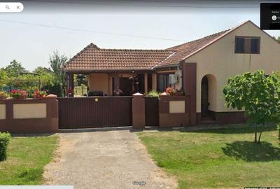 Casă cu 3 camere în Bobda - 1