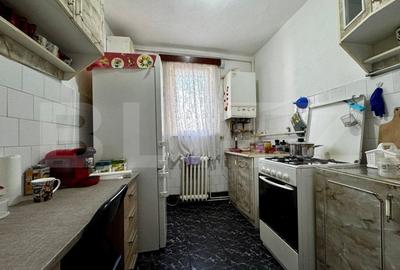 Apartament de vazare, cu 4 camere, 90 mp + balcoane, zona Lama, etaj intermediar - 8
