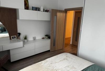 Apartament cu 3 camere semidecomandat în Păcurari - 2