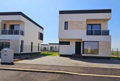 Casă cu 4 camere cu Teren 480 Mp în Vidra - 9