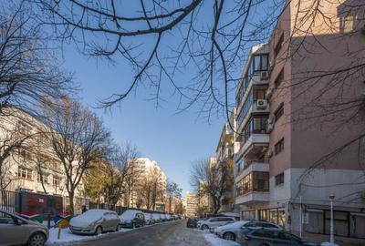 Apartament cu 4 camere decomandat, mobilat în Moșilor - 28