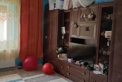 Casă cu Teren 322 Mp în Central - 1