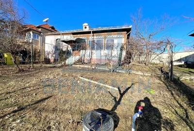 Casă cu 4 camere cu Teren 575 Mp în Brestei