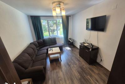 Apartament cu 3 camere decomandat în Central - 2