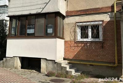 Apartament cu 3 camere Decomandat -Parter - 1