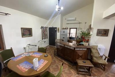 Spațiu comercial, de 379 mp, în 1 Mai - 10