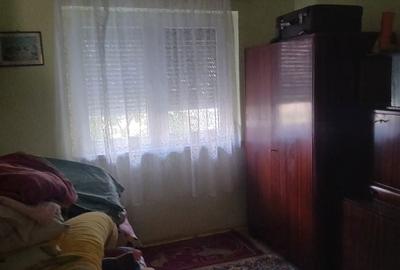 Apartament cu 4 camere decomandat în Central - 2