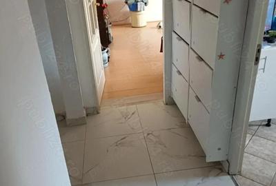 Apartament cu 3 camere decomandat în Central - 7