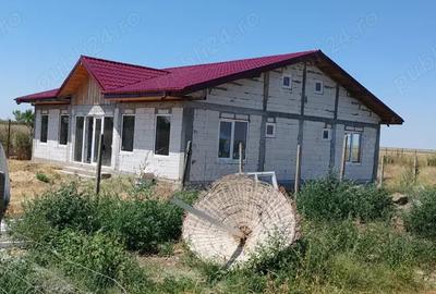 Casă cu 4 camere cu Teren 1000 Mp în Moșneni - 1