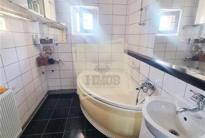 Apartament 3 camere 2 bai cu balcon in zona Terezian - 12
