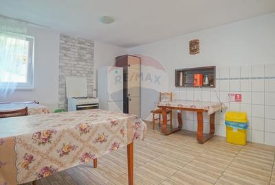 Casă individuală cu 21 camere cu Teren 1137 Mp în Moieciu - 20