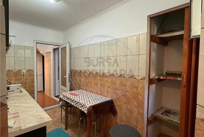 Apartament cu 2 camere decomandat în Brăilei - 8