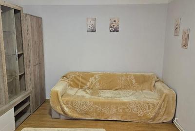 Inchiriez garsoniera in Deva, zona Dorobanti, etaj 2, bloc de 4 etaje, - 11