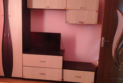 Apartament cu 3 camere decomandat în Traian - 7