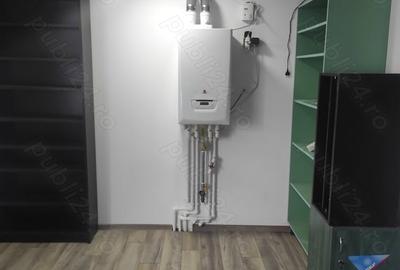 Spațiu comercial, de 390 mp, în Central - 4