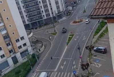 Apartament cu 3 camere semidecomandat în Central - 5