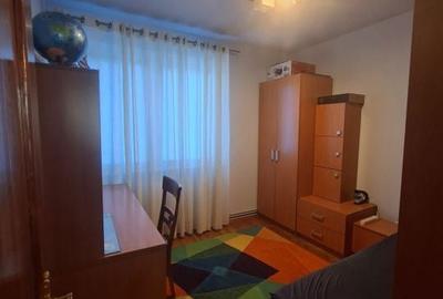 Apartament cu 4 camere în Central - 8